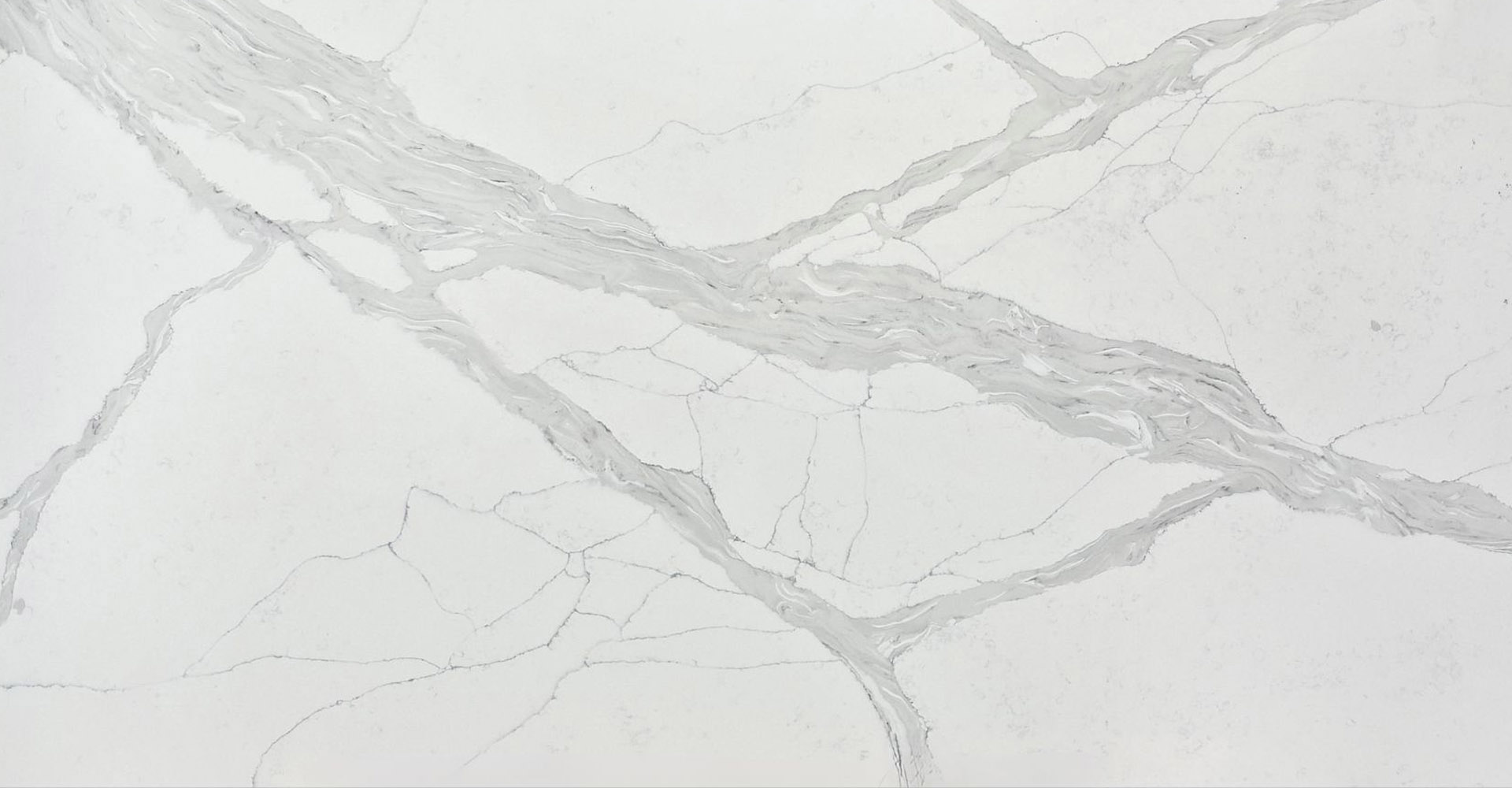 Calacatta Pyreness Slabs - image